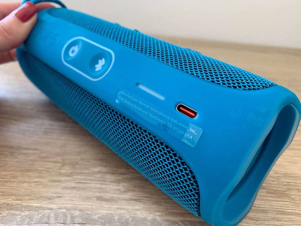 Złącze USB-C służy do ładowania