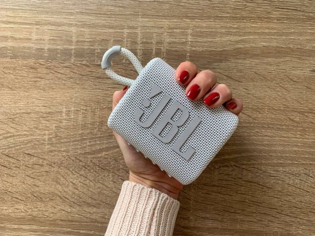 Wygodnie mieści się w dłoni