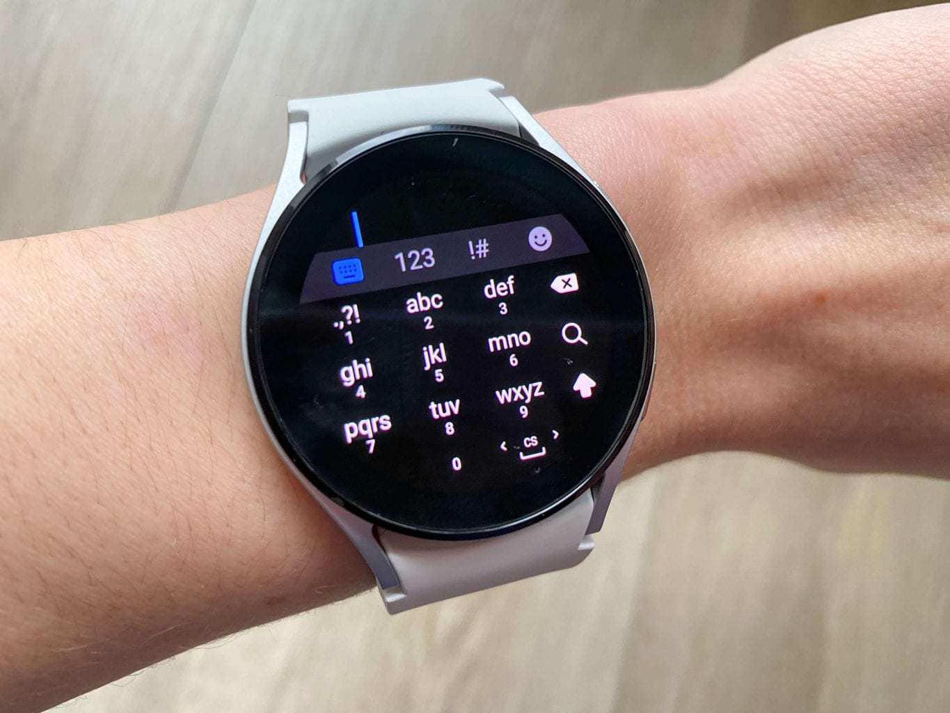 Lub użyj klawiatury