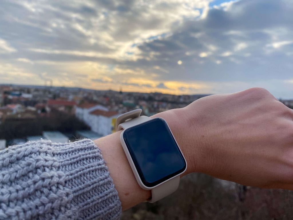 Zegarek idealnie pasuje na nadgarstek