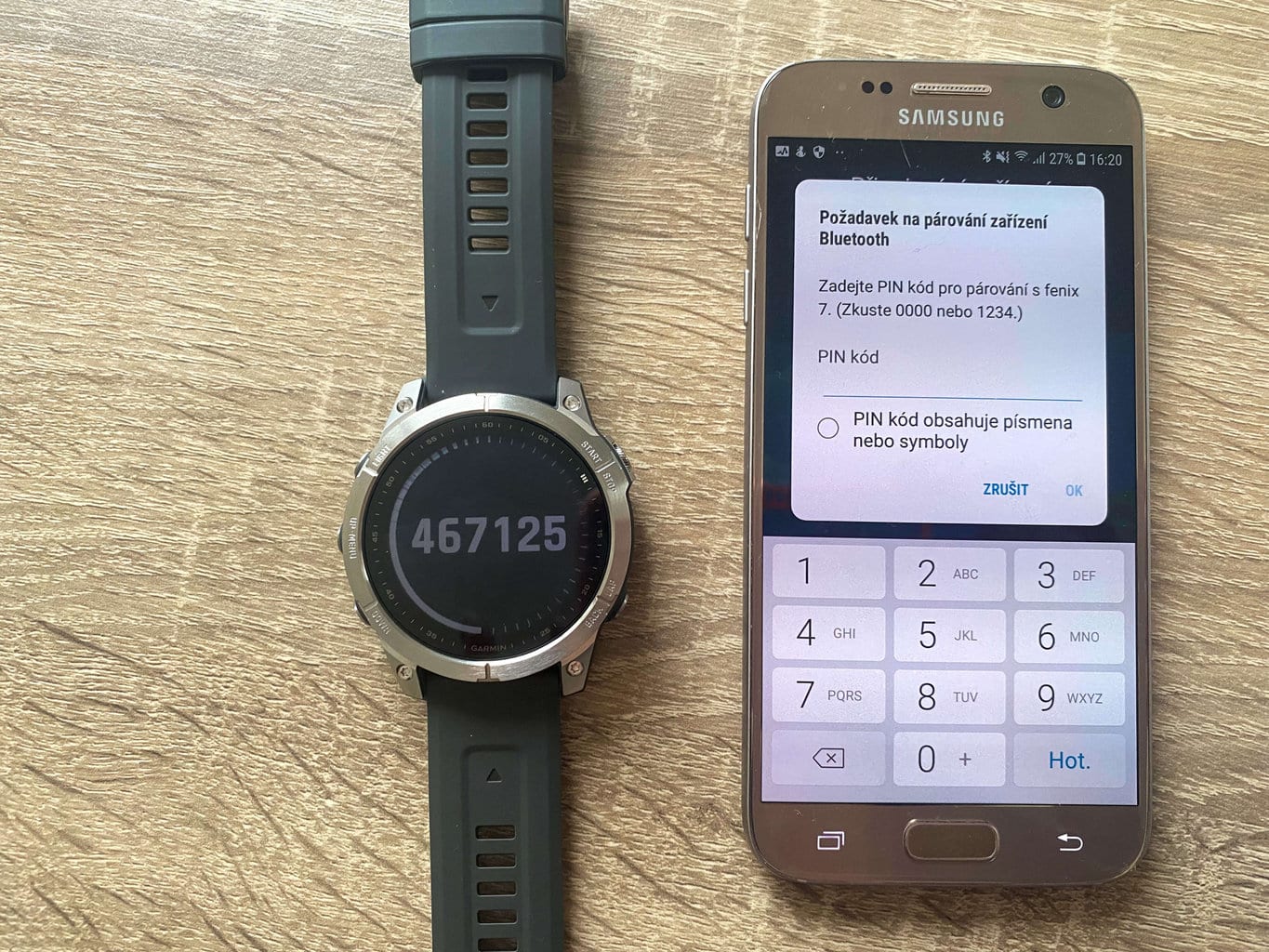 Potwierdź, wpisując kod