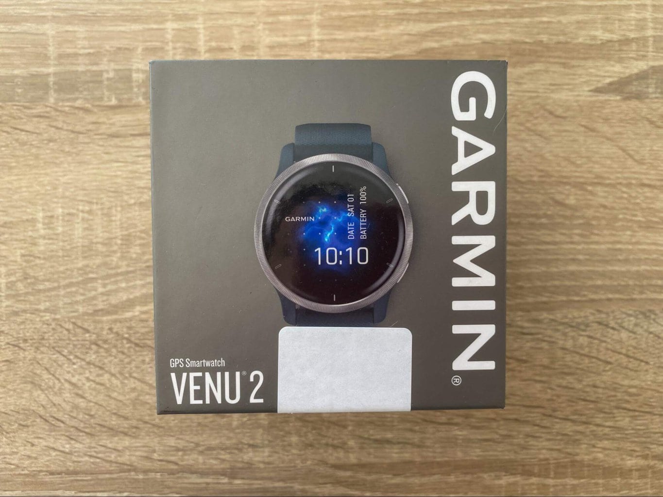 Pudełko, w którym sprzedawany jest zegarek