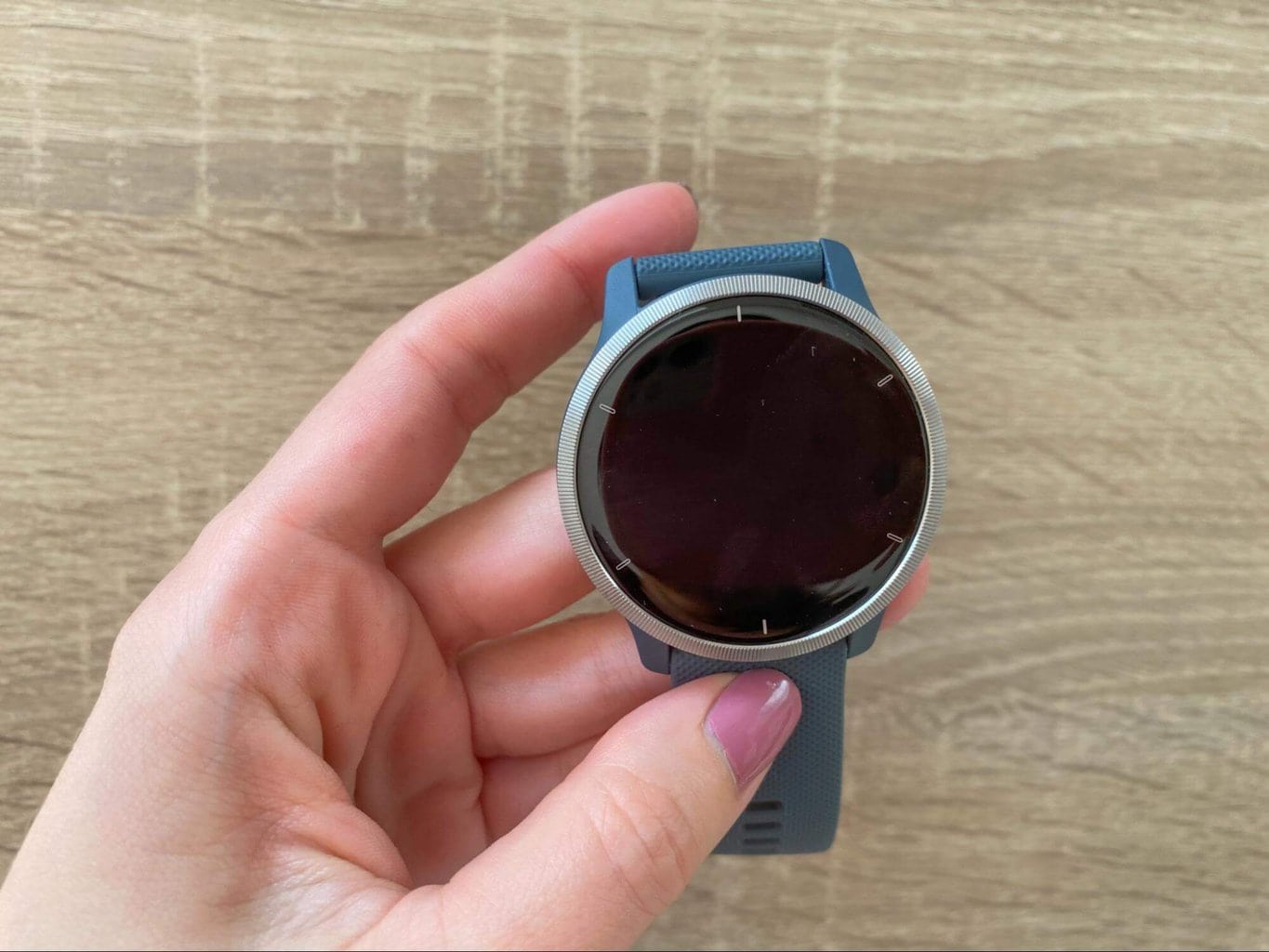 Zegarek wygląda na bardzo wysokiej jakości