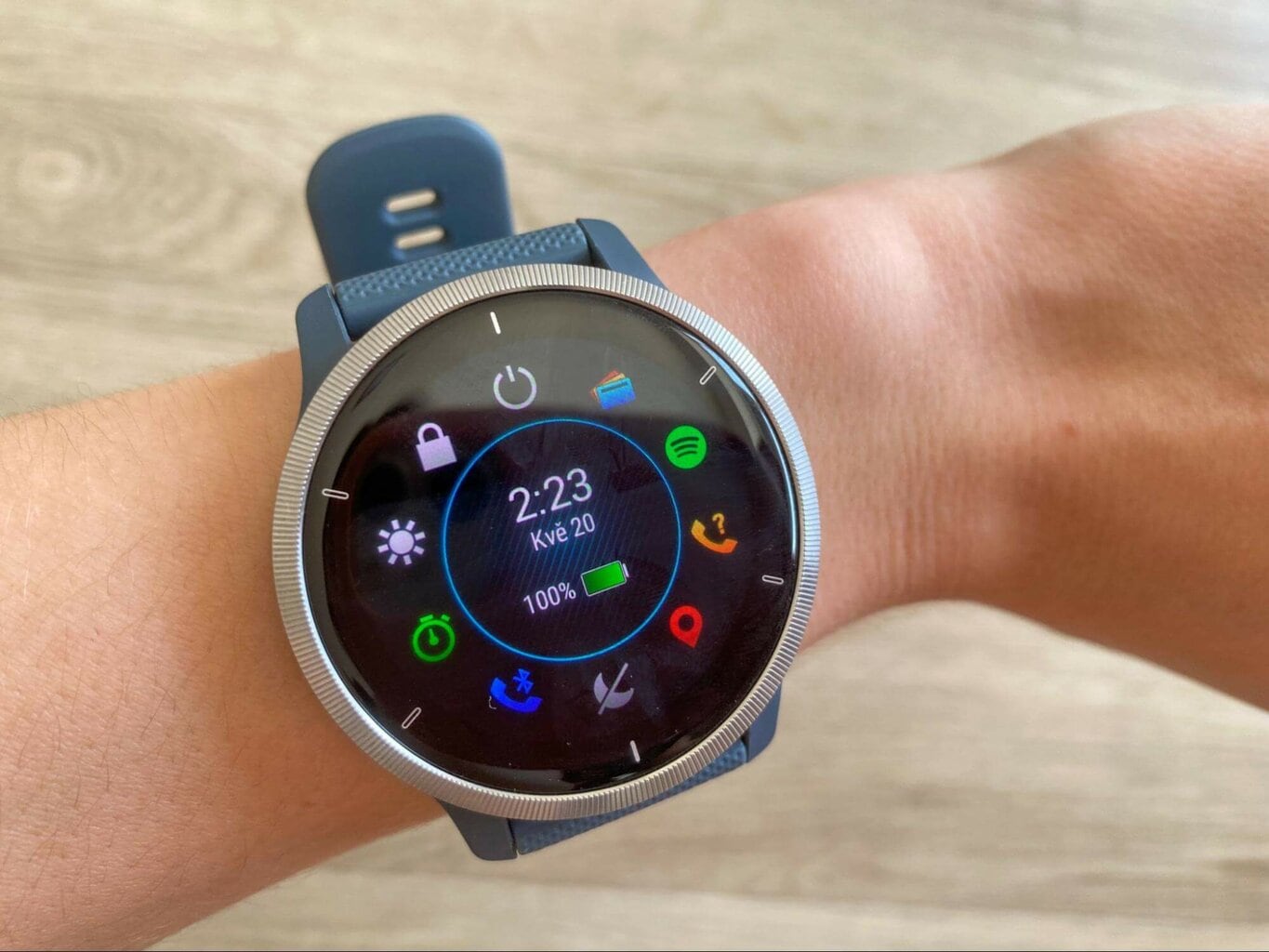 Funkcje w menu głównym