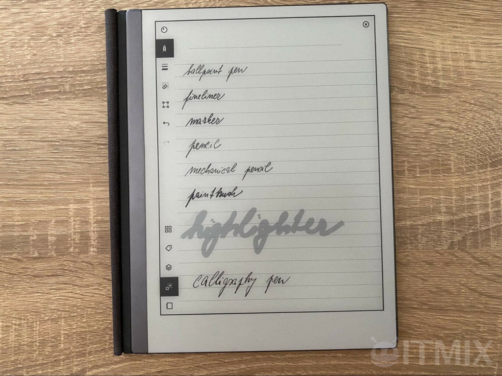 Osiem przyborów do pisania