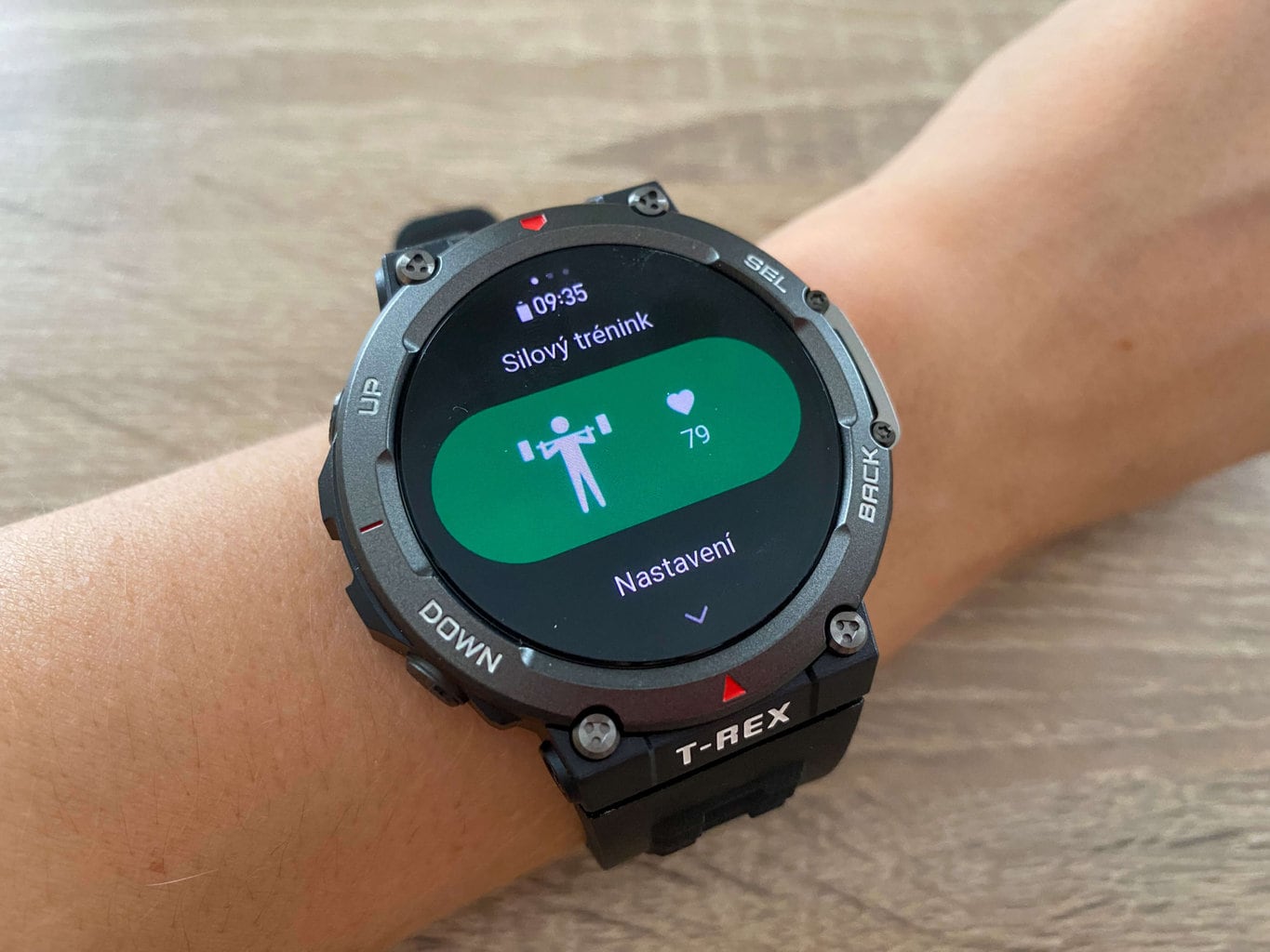 Zegarek obsługuje różne dyscypliny sportowe