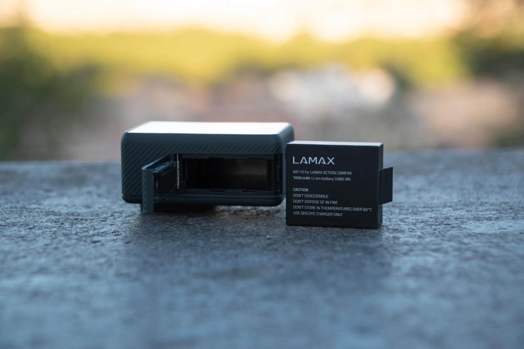 Bateria kamery akcji jest wymienna