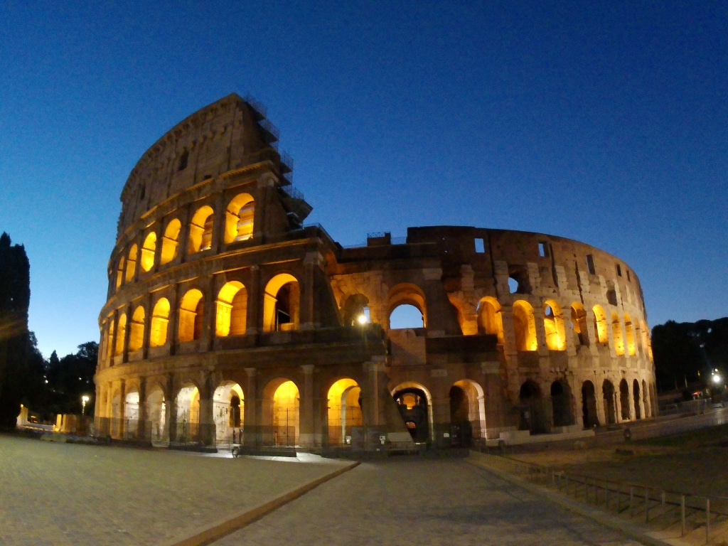 Szumy pojawiają się na zdjęciach już w półmroku