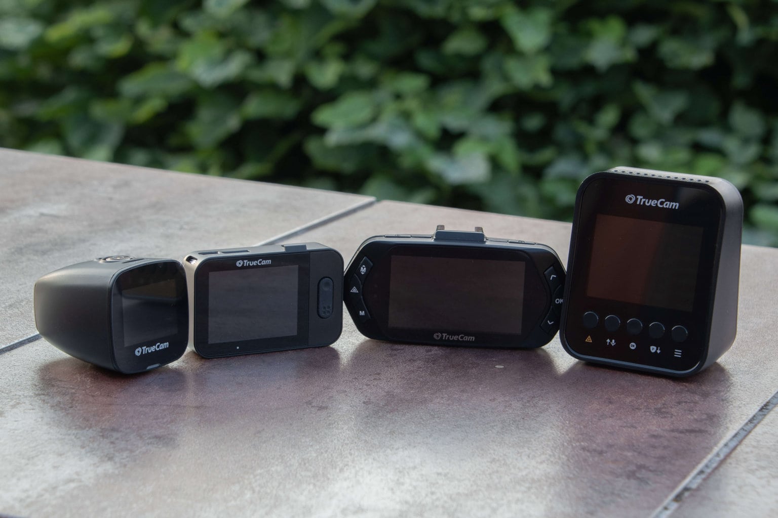 Wyświetlacz GPS TrueCam A7s jest jednym z większych w ofercie