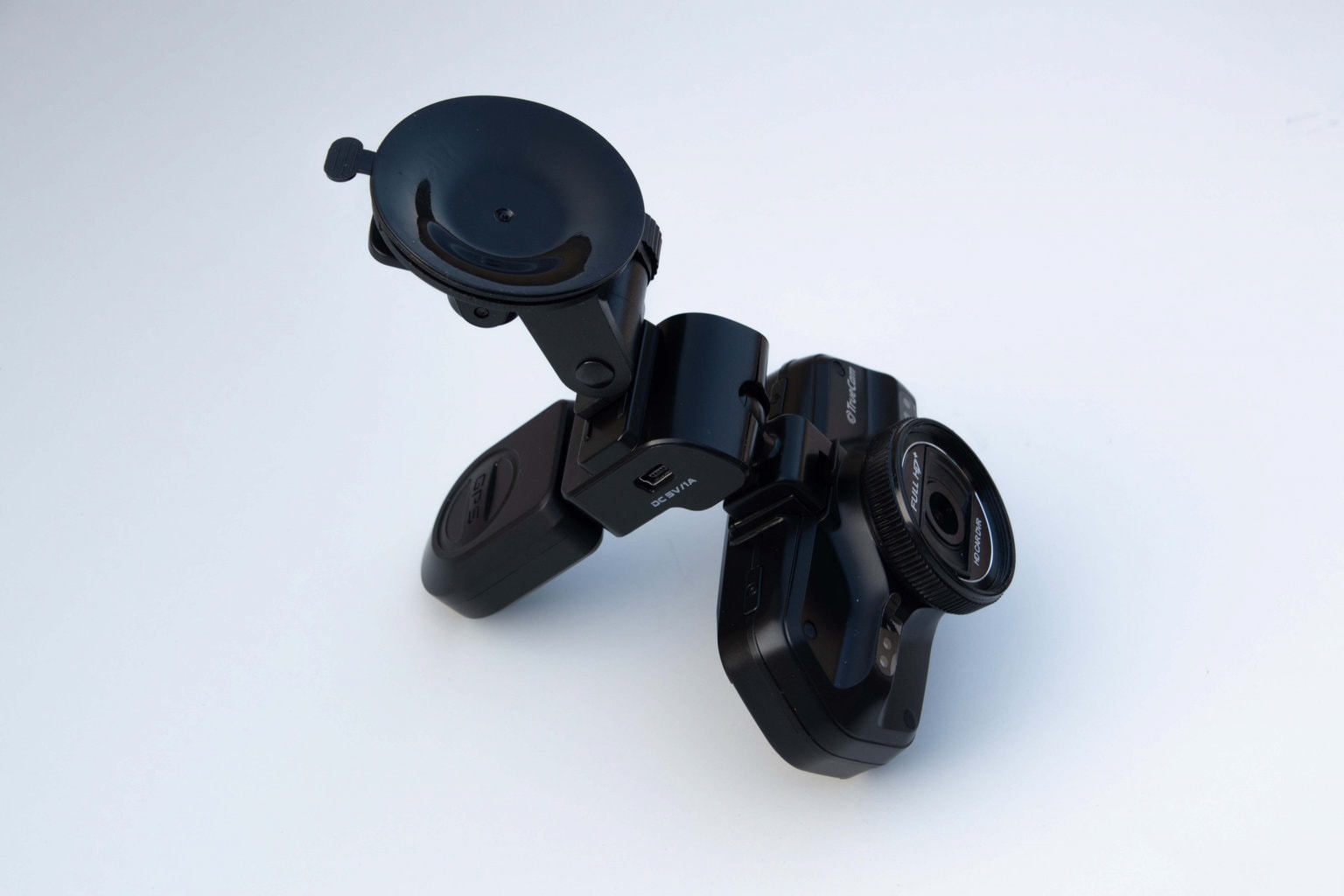 Uchwyt z przyssawką jest ekskluzywnym akcesorium dla kamery