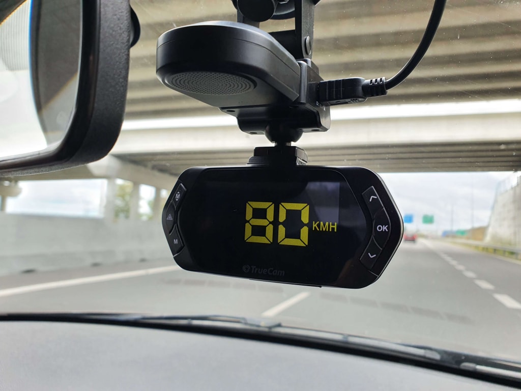 Obrotomierz jest łatwy do odczytania na wyświetlaczu