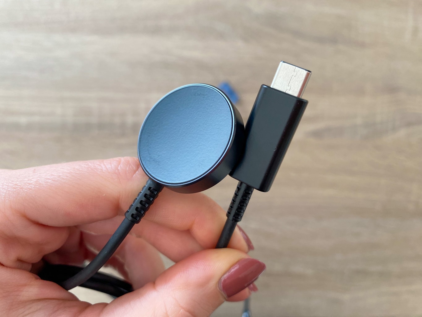 Magnetyczny kabel zasilający