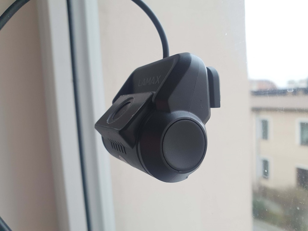 Zakres pozycji przekracza 180°