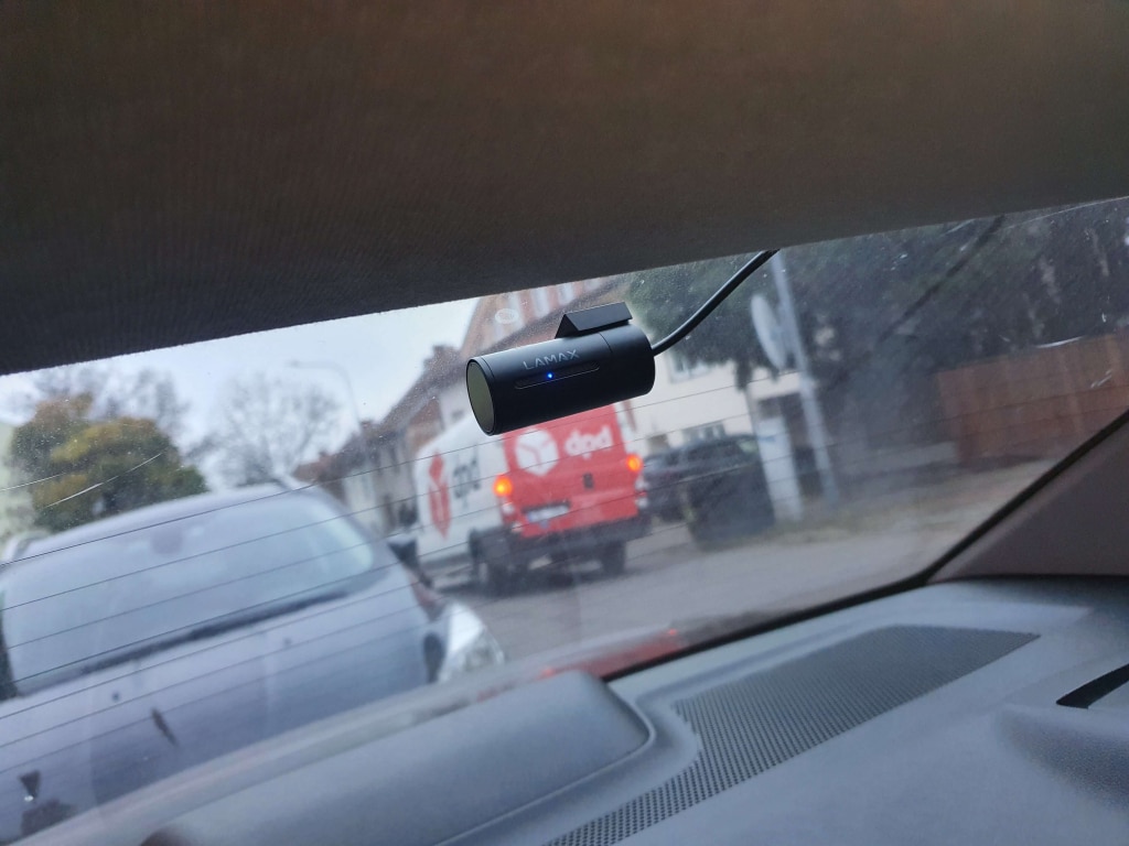 Tylna kamera nie zasłania widoku