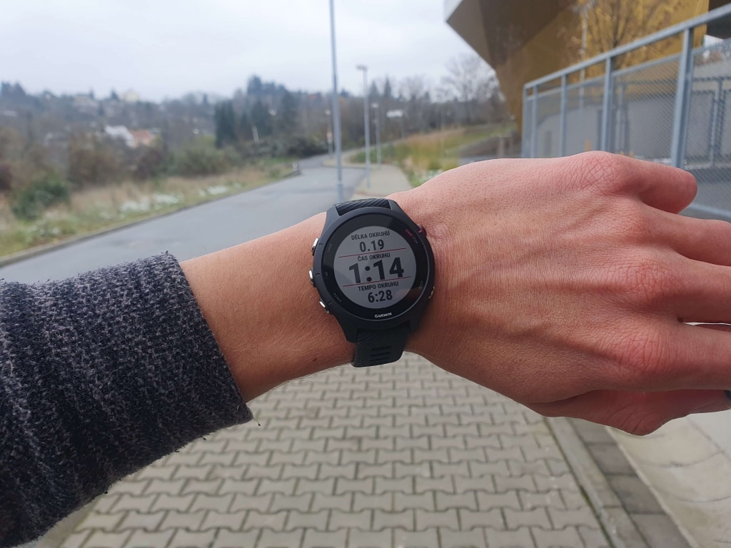 Tarcza zegarka znacznie dostosowuje się podczas aktywności