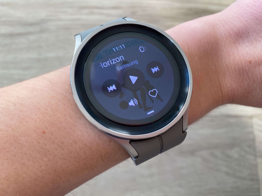 Odtwarzaniem muzyki możesz sterować bezpośrednio z telefonu