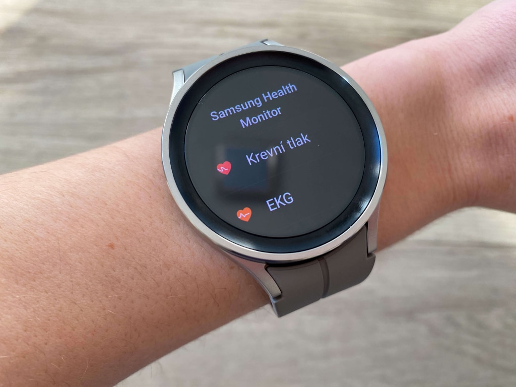 Pomiar EKG i ciśnienia krwi