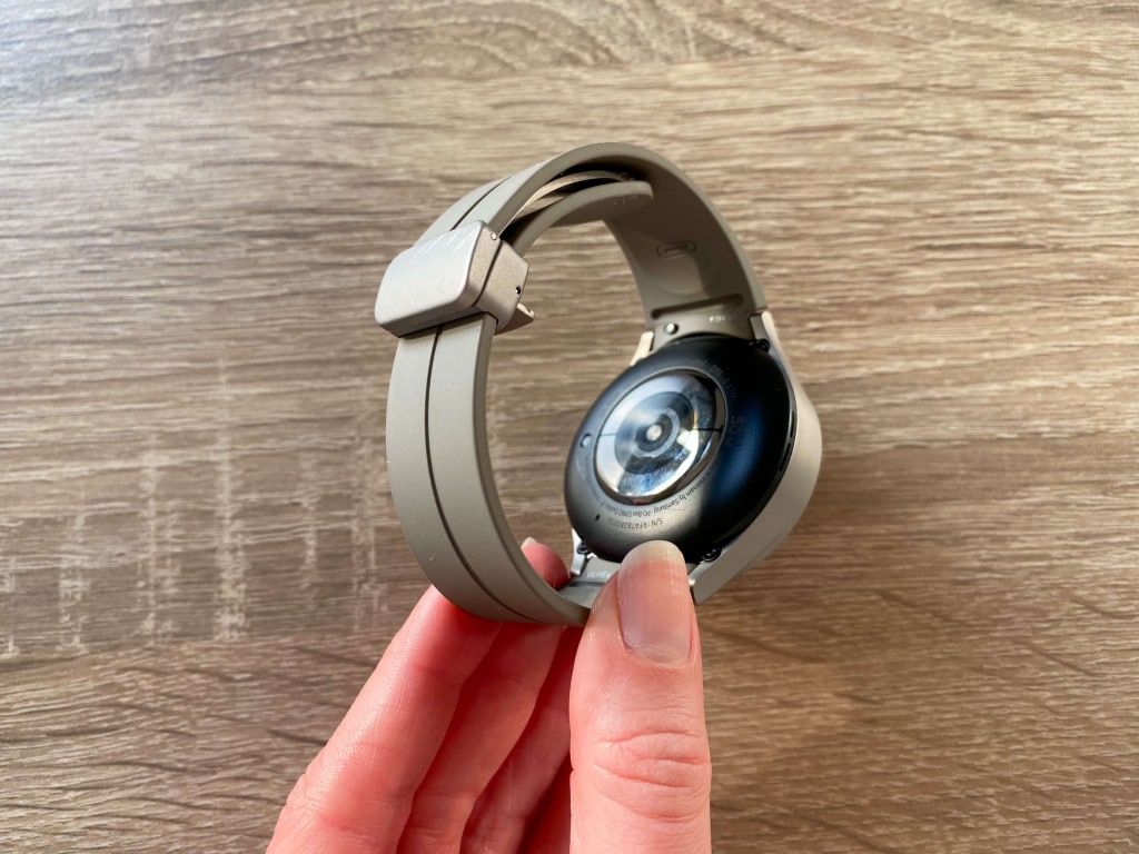 Posiadają oryginalne zapięcie