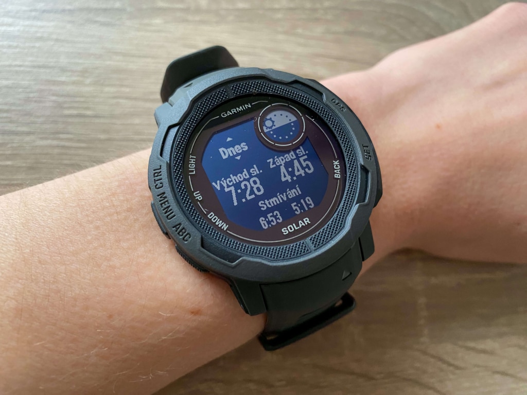 Wyświetlanie wschodu i zachodu słońca