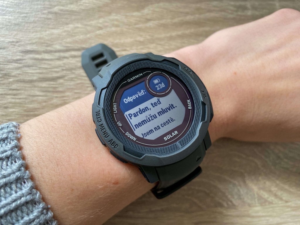 Korzystanie z zaprogramowanych odpowiedzi