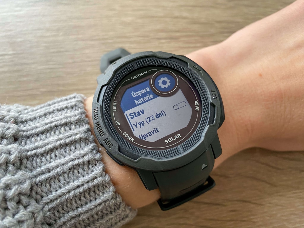 Uruchamianie trybu oszczędzania energii