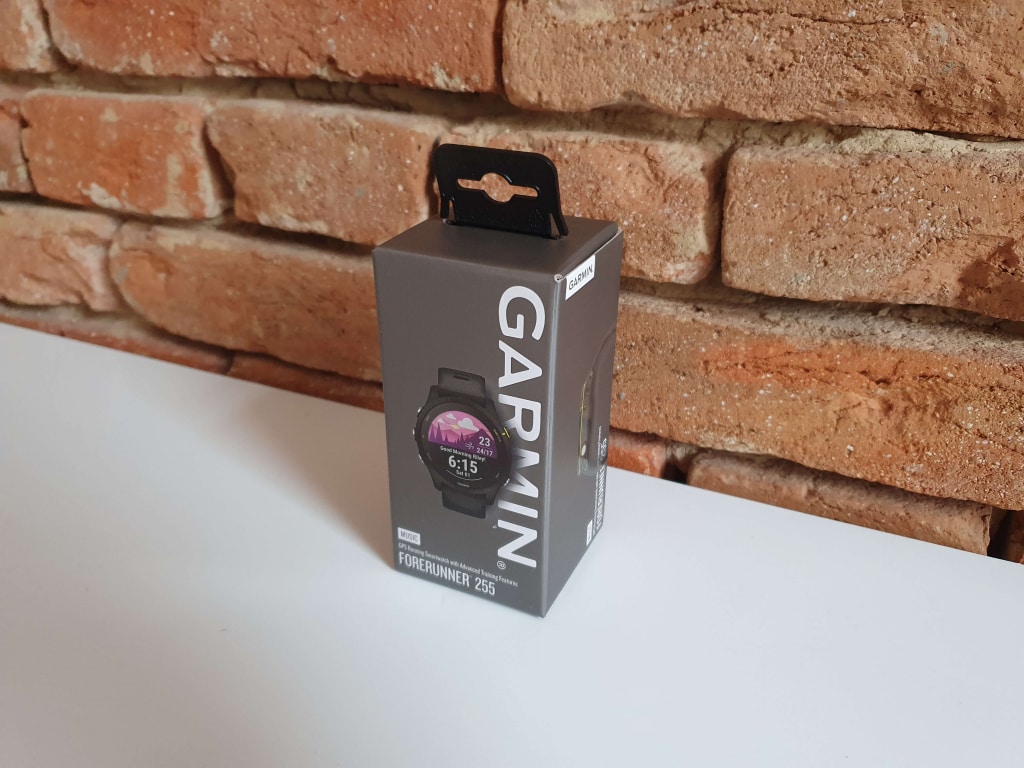 Pudełko jest solidne i sprawia wrażenie wysokiej jakości