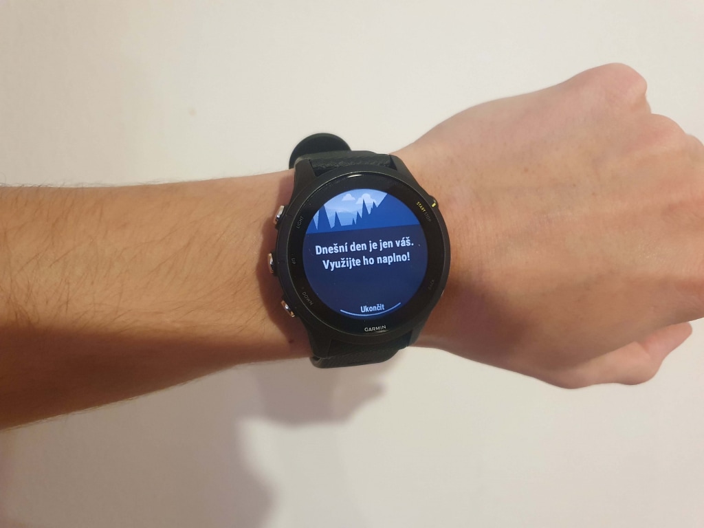 Zegarek ma inną wiadomość na każdy dzień