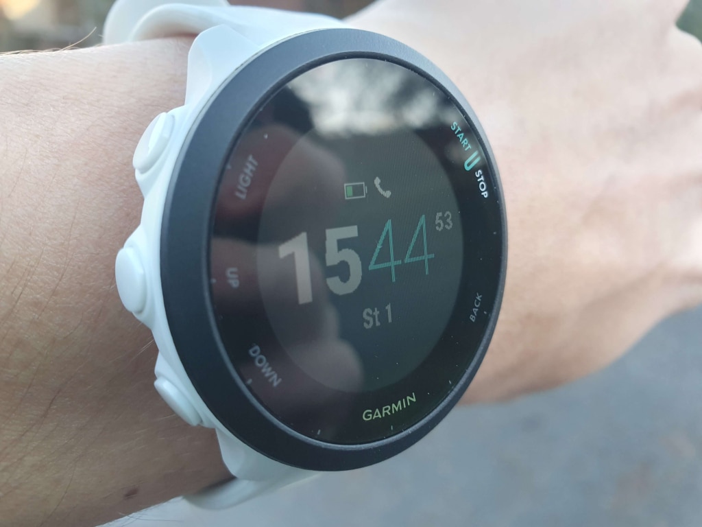 Piksele ekranu są widoczne przez większość czasu