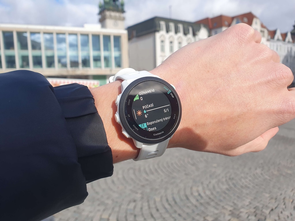 Funkcja pogody jest zależna od lokalizacji smartfona