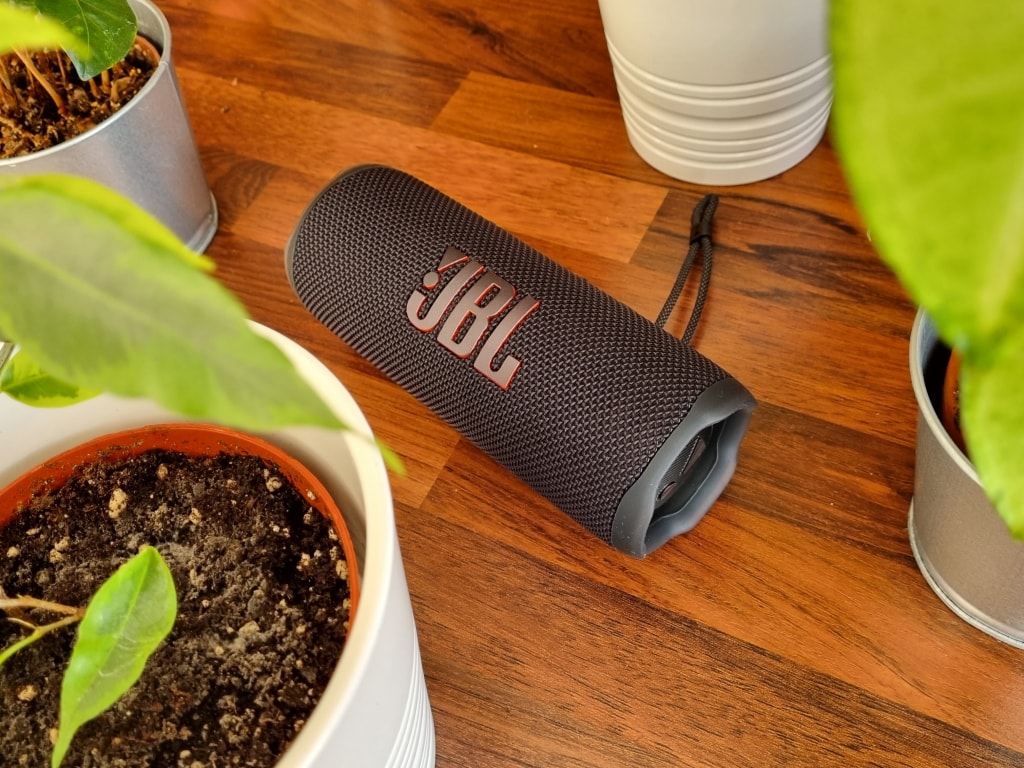 Kurz i woda nie zaszkodzą głośnikowi