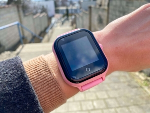 Inteligentny zegarek z GPS dla dzieci: test porównawczy i recenzje