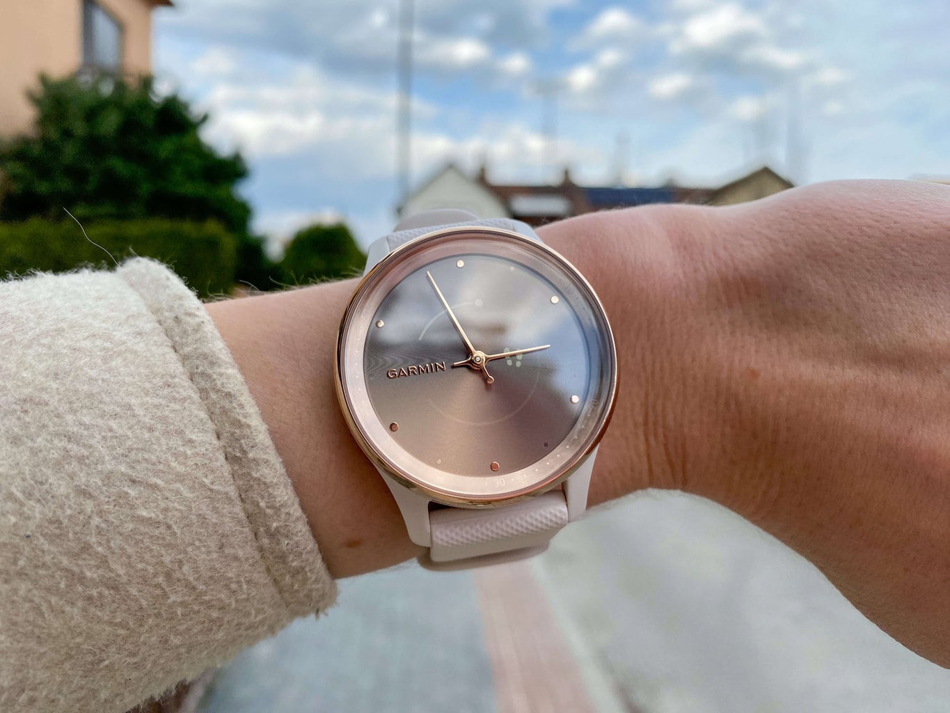 Recenzja: smartwatch Garmin Vivomove Trend