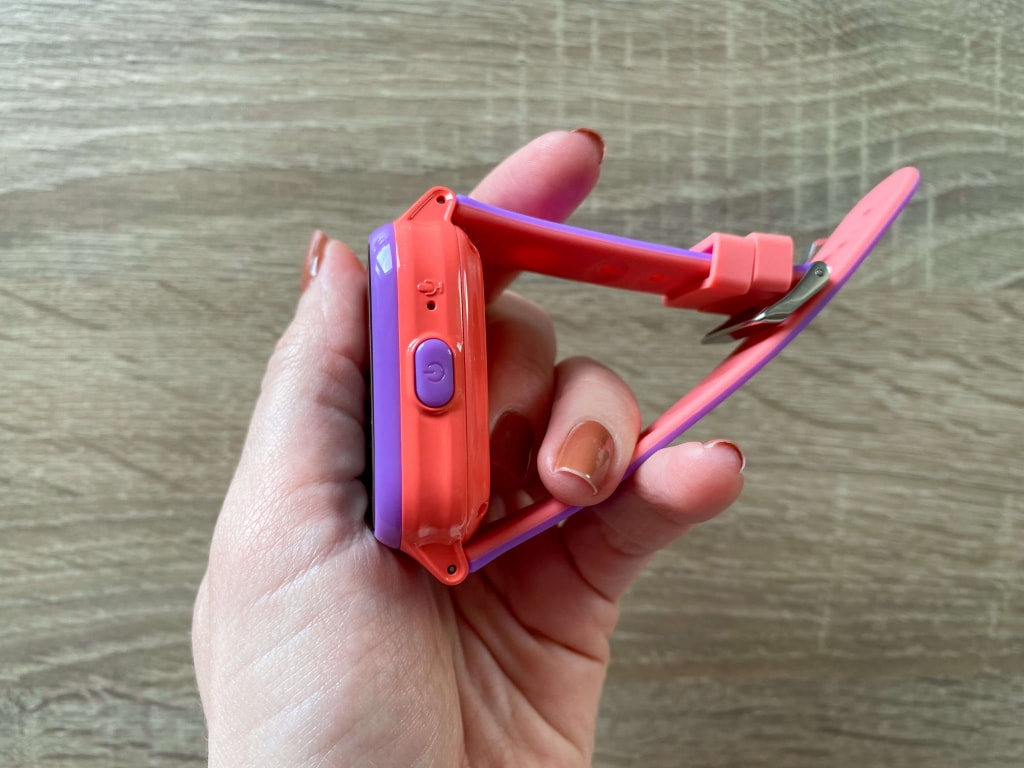 Po prawej stronie znajduje się przycisk