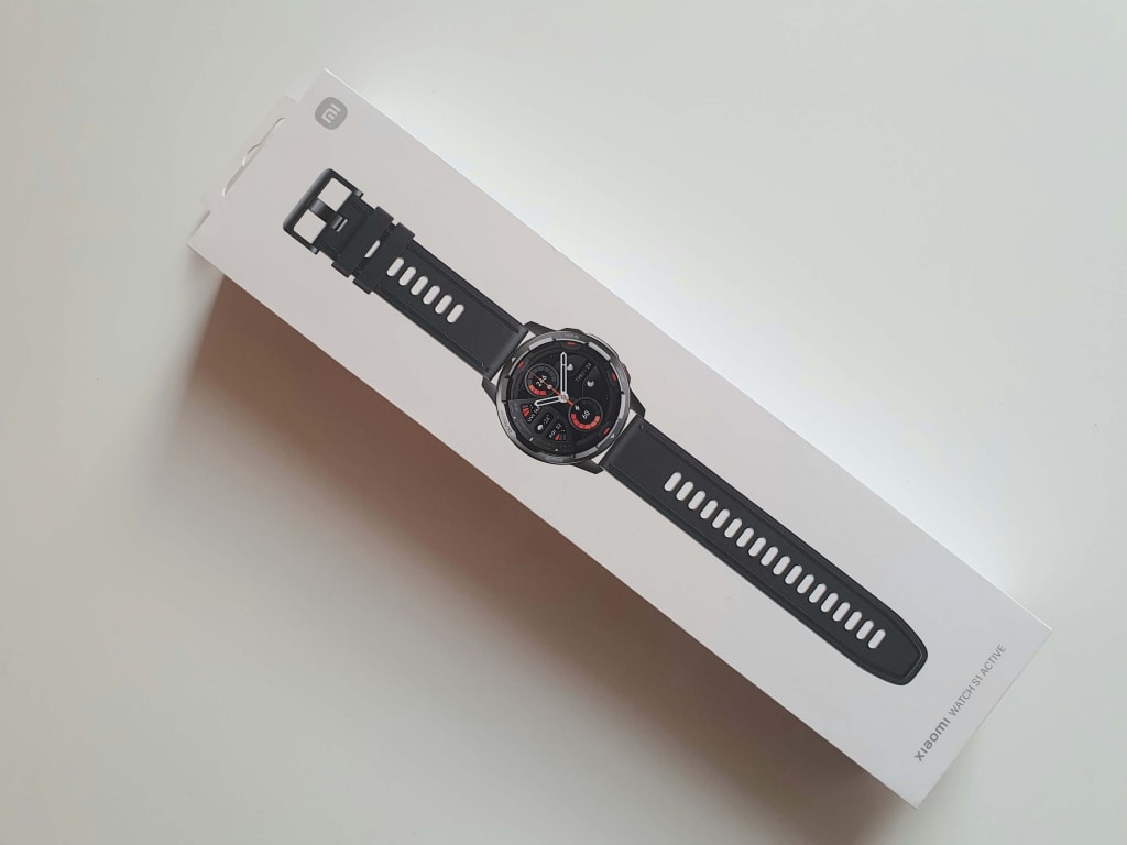 Opakowanie jest kompaktowe i wygląda luksusowo