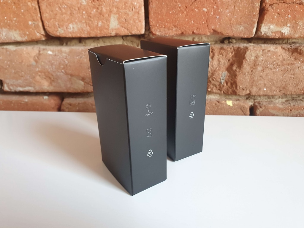 Reszta akcesoriów znajduje się w mniejszych pudełkach