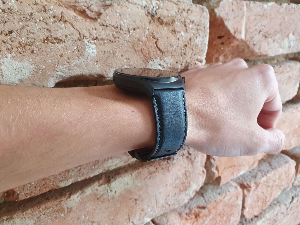 Zegarek sprawia wrażenie solidnego