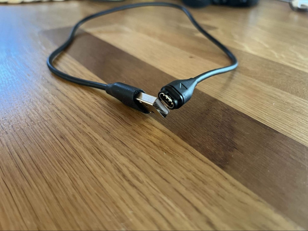 Kabel jest taki sam jak w innych modelach Garmin