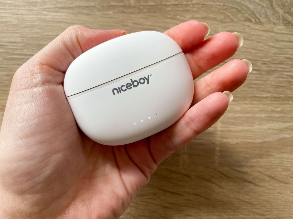 Diody LED informują o poziomie naładowania