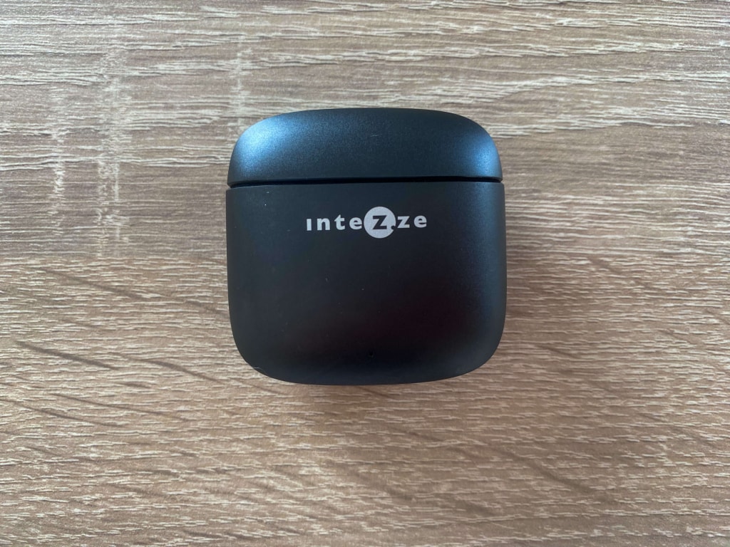 Słuchawki mają elegancki wygląd