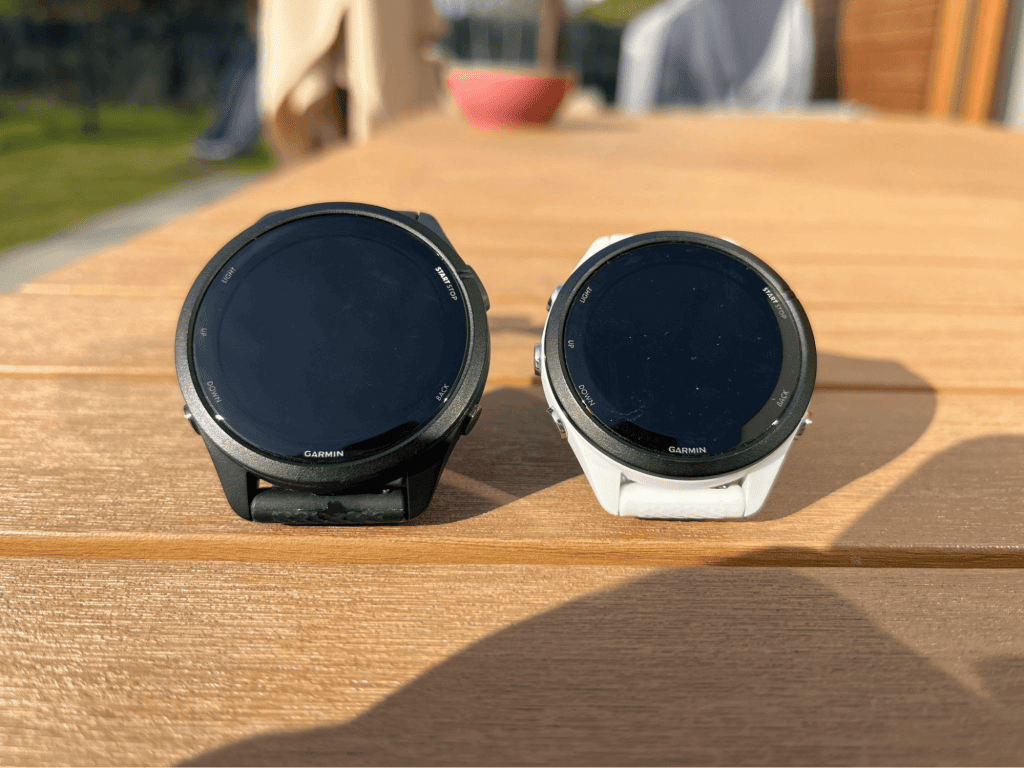 model 265 ma tylko 4 mm mniejszą średnicę niż 265s, ale różnica jest zauważalna