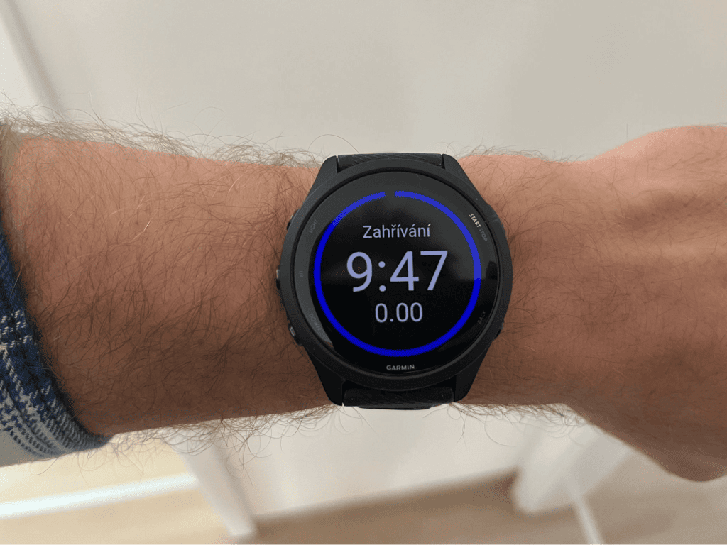 W zależności od poziomu zaawansowania klasyfikuje treningi o różnej intensywności