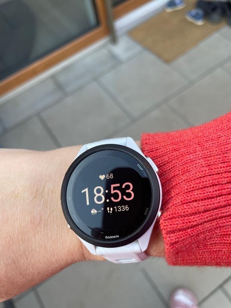 Przycisk start/stop (RUN) również został tutaj powiększony