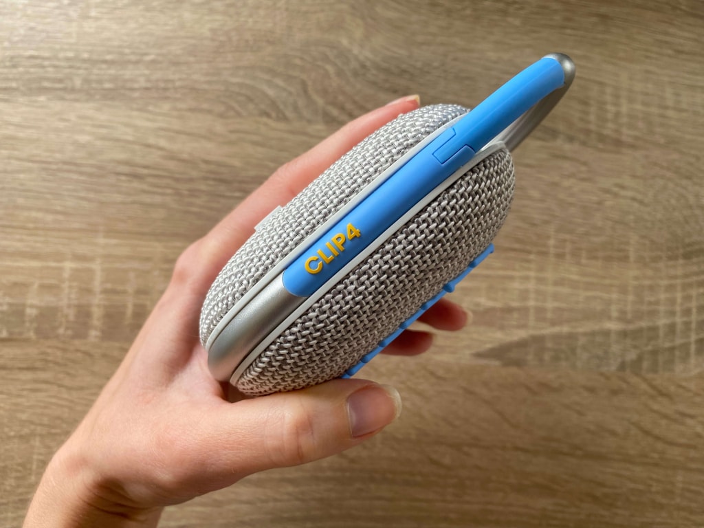 Szczegół z boku głośnika