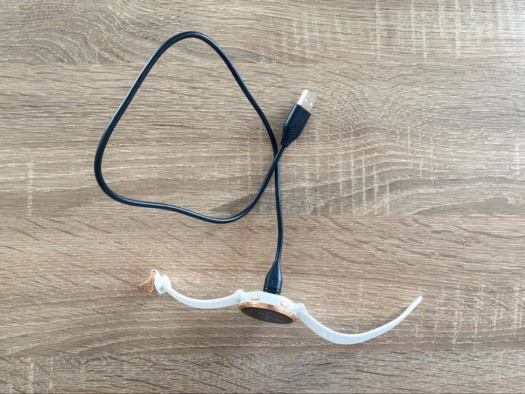 Umiejscowienie kabla zasilającego