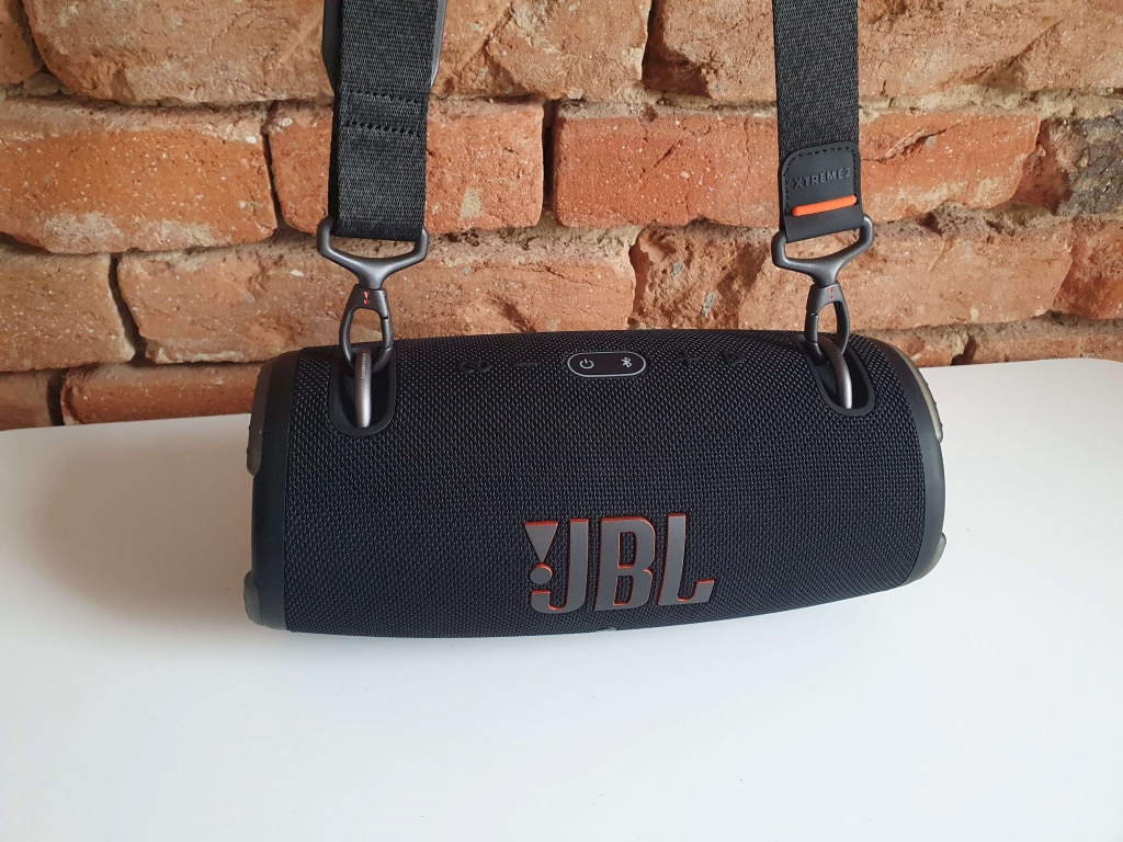 Vysoká kvalita zpracování se týká také ramenního popruhuWysoka jakość wykonania rozciąga się również na pasek na ramię