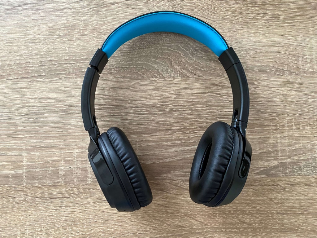 Konstrukcja jest zdominowana przez plastik