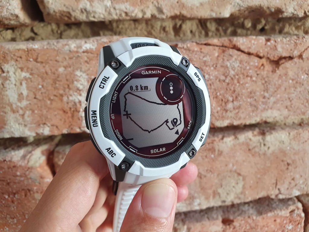 Trasę aktywności można powiększać, pomniejszać i poruszać się po niej