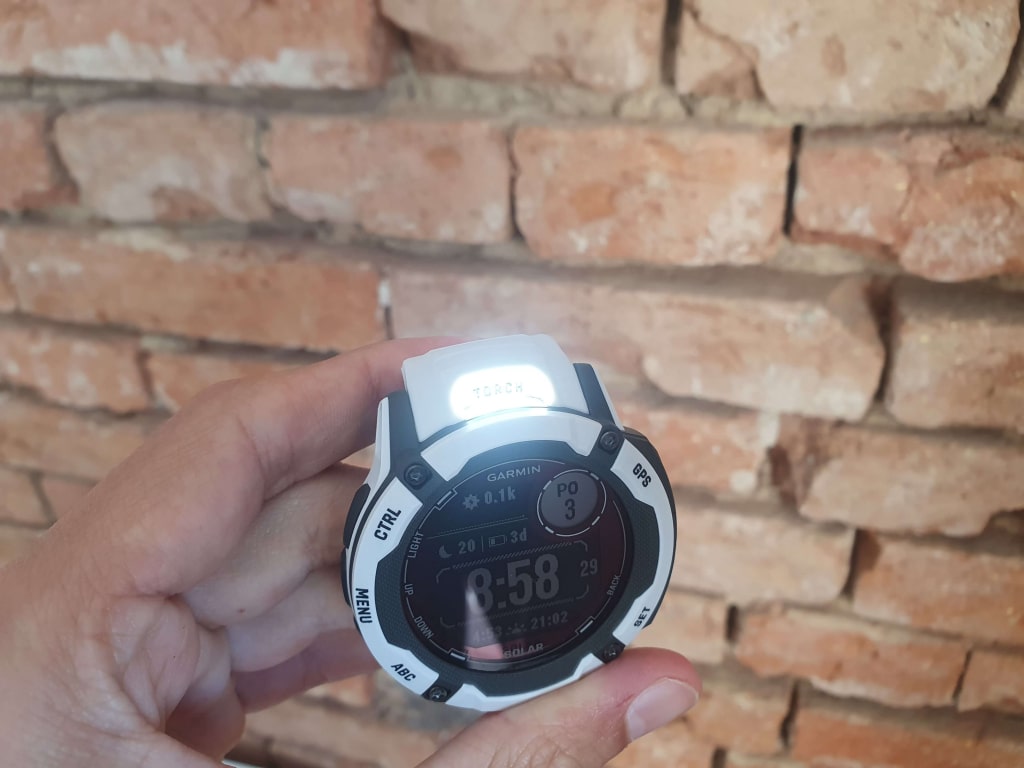 Latarka LED jest jednym z najbardziej praktycznych akcesoriów do zegarków