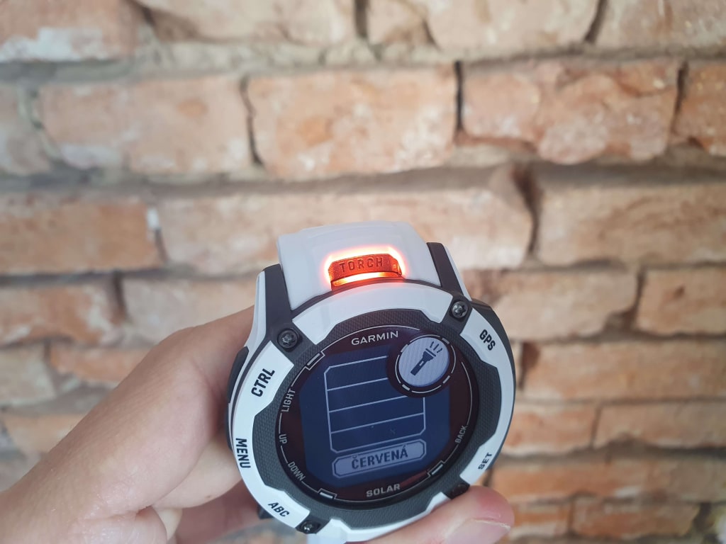 Czerwone światło oferuje tylko jedną intensywność