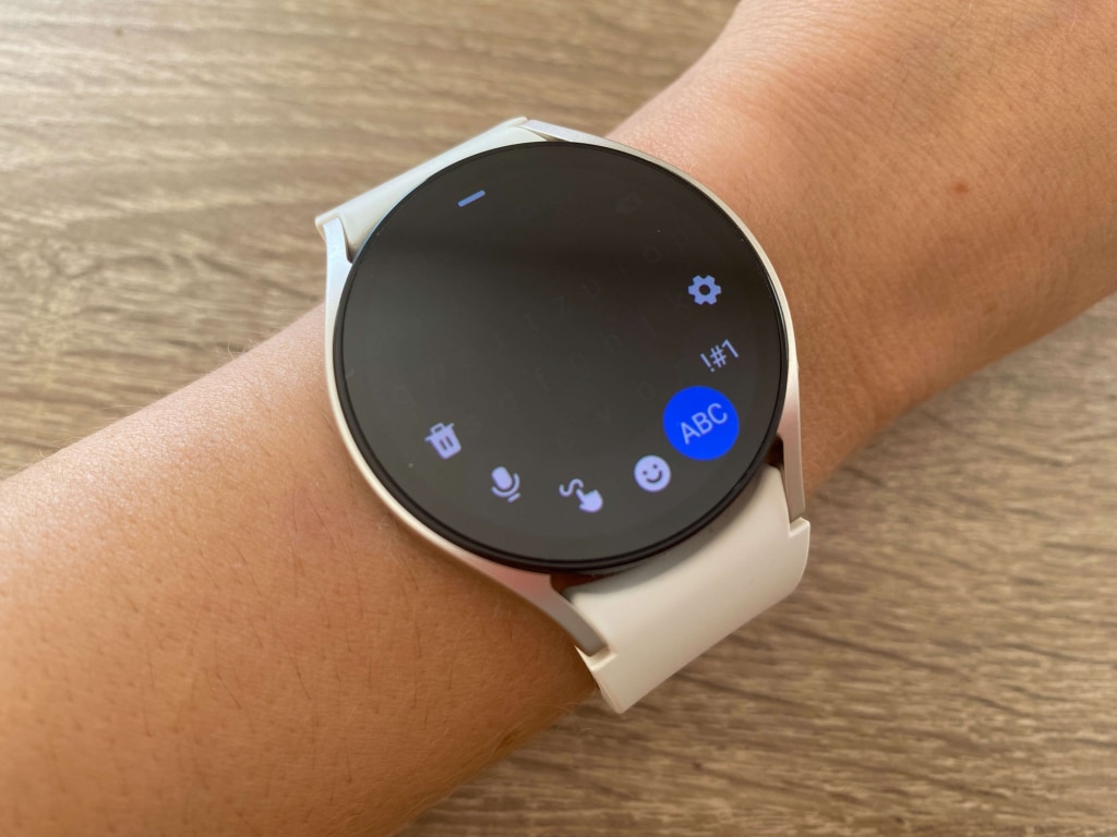 Istnieje kilka sposobów wysyłania wiadomości